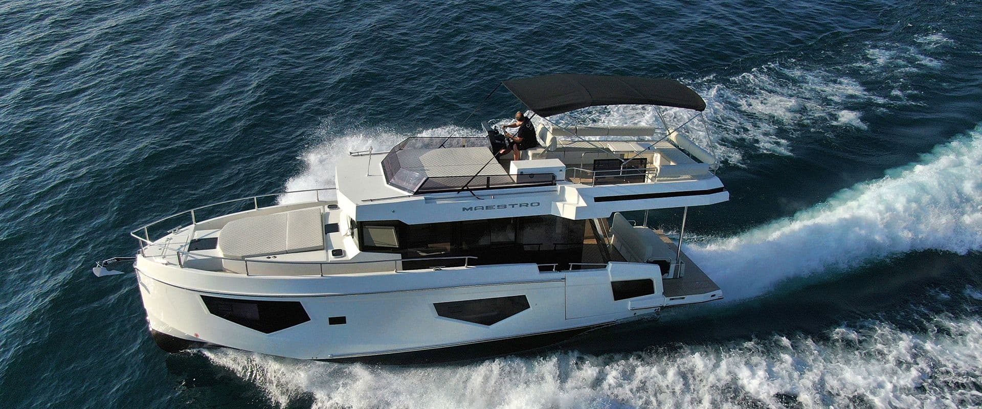 Maestro 42 — vue extérieure du chantier