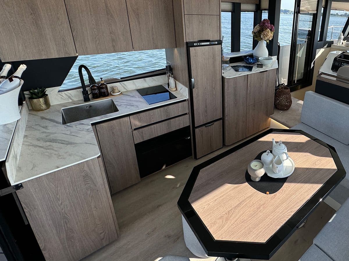 Campione 41 Fly — intérieur, vue 6